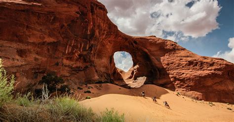 Monument Valley Navajo Tribal Park Facts And Visitor Guide