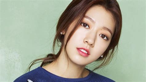 Bingung memilih skincare yang tepat untuk perawatan wajah berjerawat? 10 Rahasia Perawatan Wajah Ala Cewek Korea. Sederhana ...
