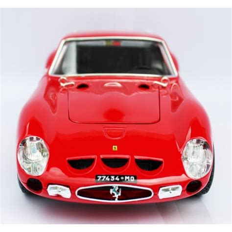 Видео 1/18 cmc ferrari 250 gto канала john shih max gear model. Bburago Ferrari 250 GTO Original Series - 1:18 Scale Diecast Car - Bburago from Jumblies Models UK
