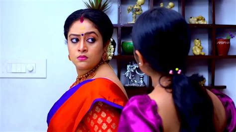 Watch Thulasi Makes Durga Hear The Voice Clip Kaiyethum Doorath