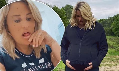 Pregnant Danielle Tries To Self Induce Labour By Enjoying A Long Walk