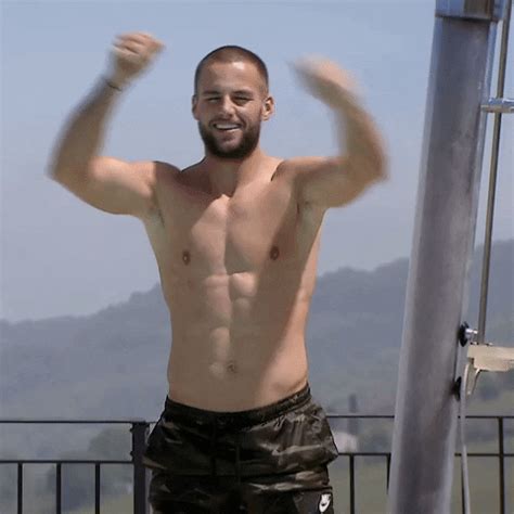 Men Body GIFs Get The Best GIF On GIPHY