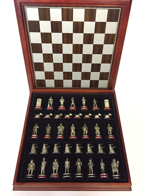 Danbury Mint Doctor Who Chess Set And Expansion Pieces Wooden Chess