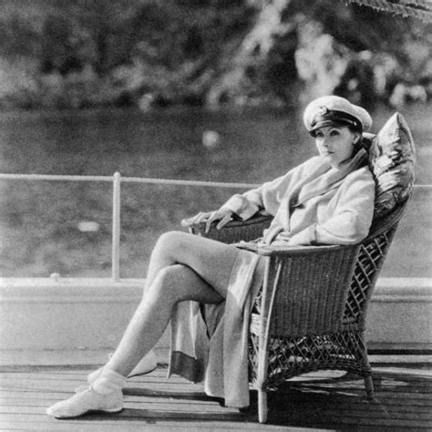 Greta garbo died on april 15th, 1990, aged 84, in hospital as a result of pneumonia and kidney failure. Greta Garbo (1905-1990) Photographic Print by | Art.com