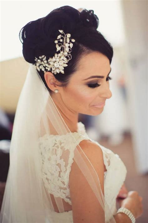 Glamorous And Modern Bridal Headpieces By Ann Mckavney