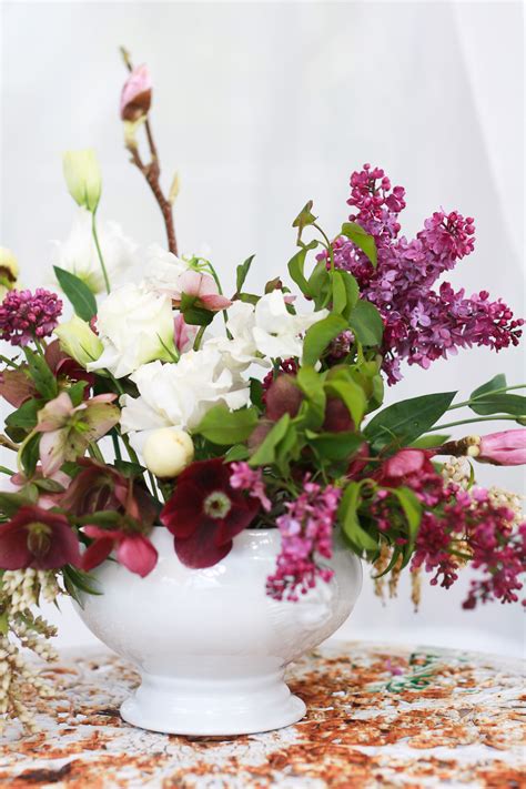 Tips To Create A Romantic Flower Arrangement Jest Cafe