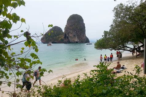 Der Phra Nang Beach Von Railay Lonely
