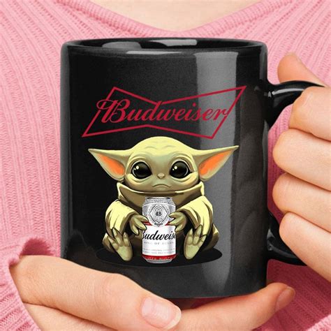 Baby Yoda Hugs Budweiser Beer Can Star Wars Mug Potatotee Store