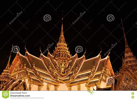 Wat Phra Kaew At Night Stock Image Image Of Gold Golden 22625101