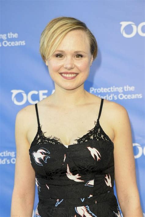 Alison Pill Nude Pictures Are Hard To Not Notice Her Beauty The