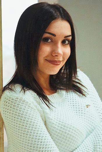 ukrainian single svetlana brown eyes 26 years old id159913