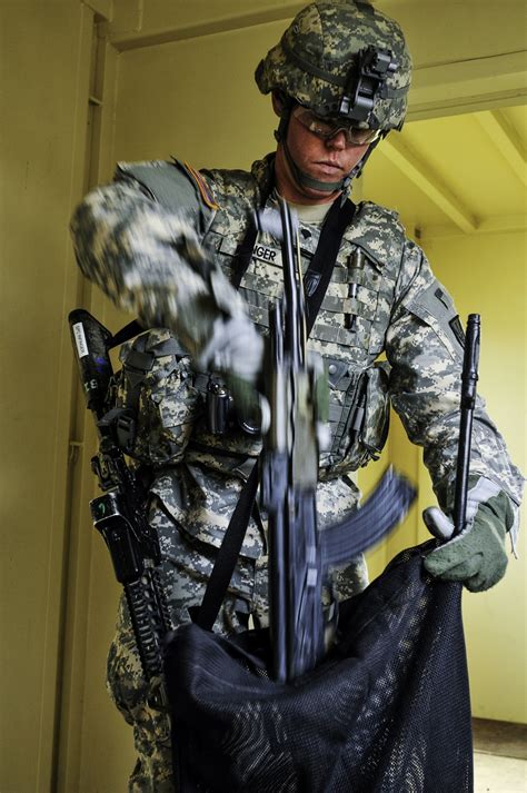 Soldiers Certify During First Mi Culminating Training Exercise
