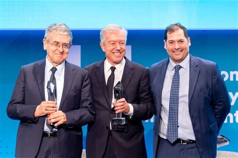 “lifetime Achievement Award” International Hospitality Investment Forum
