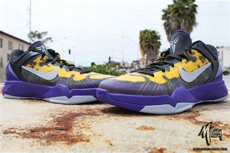 Price and other details may vary based on size and color. Nike Zoom Kobe VII 'Poison Dart Frog' - Lakers | Arriving ...