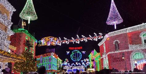Disney World Christmas Light Show Is Extraordinary And Fun Hi Travel
