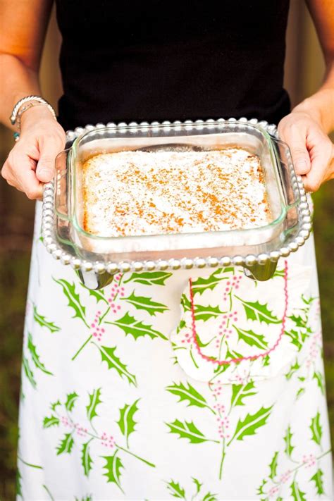 I'm givin' away three of this week's fish fry kitchen care package, which features a cute fish platter with my paula deen f.ish breading and my fin & fish. Paula Deen Christmas Morning Coffee Cake (With images ...