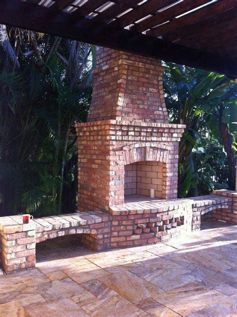 Fire Pit In Garden Outdoor Fireplace Patio Outdoor Fireplace Brick