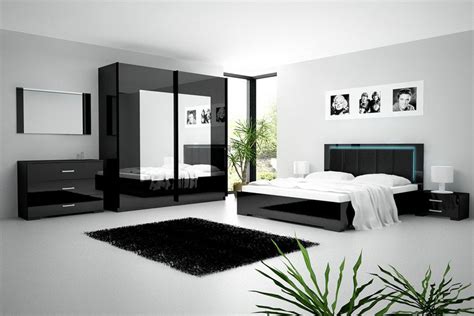 Plus de 189 références à prix mini dans notre gamme meuble chambre adulte de qualité. Faire de son lit un objet de décoration de la chambre à ...