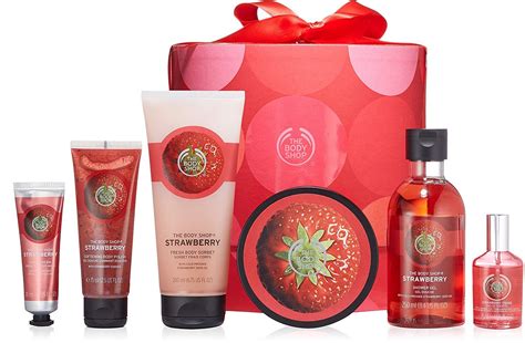The Body Shop Strawberry Deluxe T Set The Body Shop Ts The