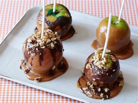 Caramel Chocolate And Candy Apples Recipe Candy Apple Recipe