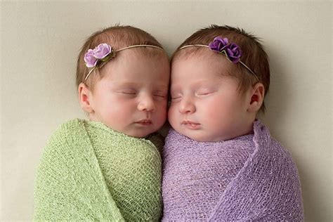17 Nama Bayi Kembar Perempuan Yang Tidak Pasaran Unik Dan Cantik Orami