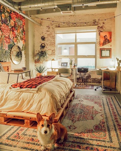 Cozy doggo in a cozy bedroom : CozyPlaces