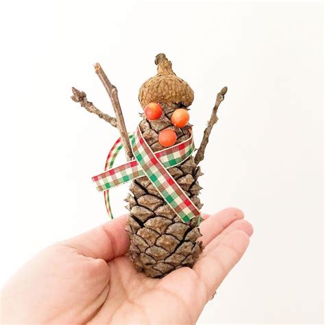 50 Beautiful Pine Cone Crafts And Art To Level Up Your Home Fall