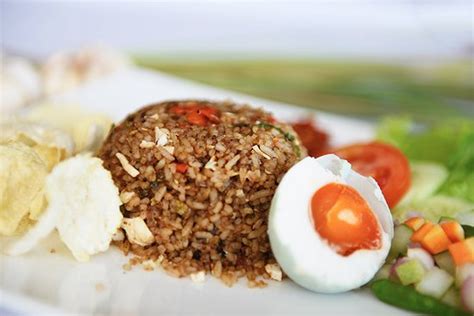 Resep nasi goreng lezat nan sederhana ini adalah ide bagus buat kamu. Inspirasi Terkini Resep Nasi Goreng Telur Asin Sederhana