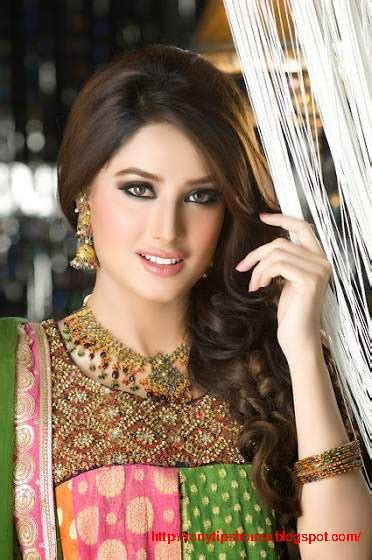 All Actress Biography And Photo Gallery Mehwish Hayat