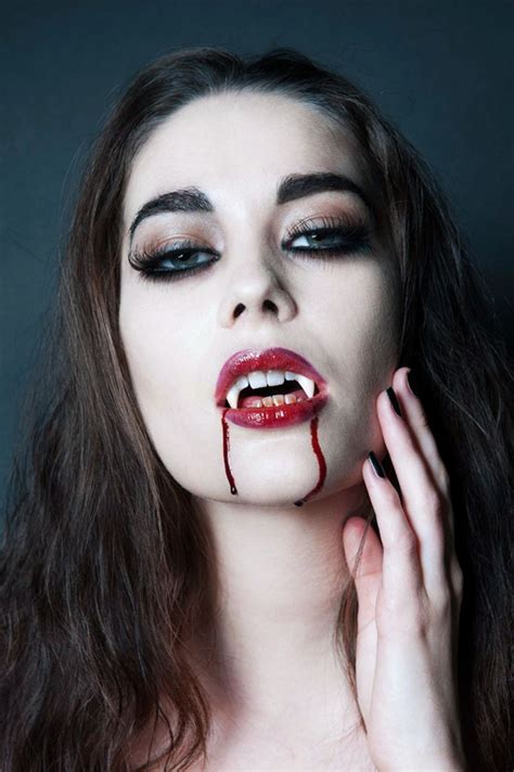 15 Amazing Vampire Makeup Ideas For Halloween Party Fashions Nowadays