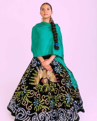 Los 10 vestidos más hermosos que usó Ángela Aguilar