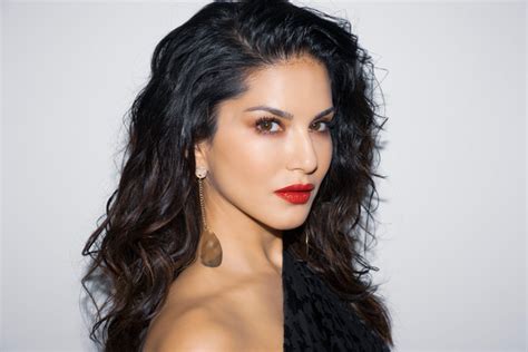 Sunny Leone Gets Candid About Entreprenurship And Life Post Lockdown