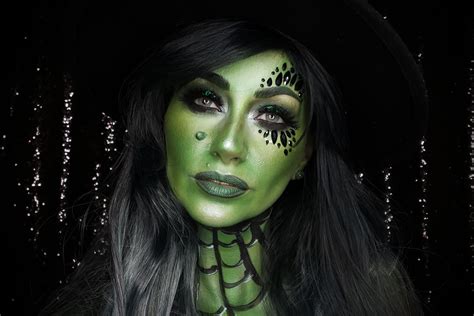 Green Witch Makeup Tutorial - Mehron, Inc