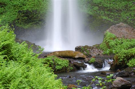 This Epic Waterfall Near Portland Is Beautiful