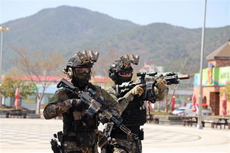 South Korean Military Police Special Duty Team Members Participate In