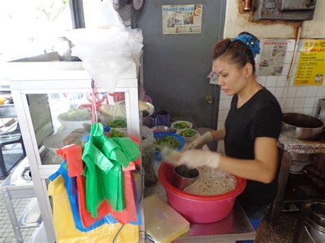 Penang Food Guide: Best Places to Eat as Recommended by a Local