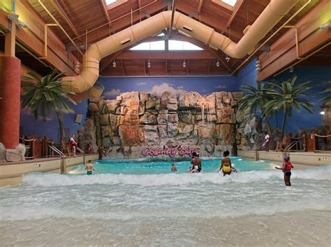 Castaway Bay Waterpark Sandusky 2020 All You Need To Know Before