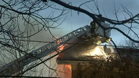 Massachusetts Firefighters Battle Large Cambridge Fire Wkrc