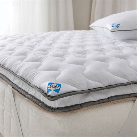 However, a king mattress is 80in (l) x 76 (w) x 11 (h) whereas a california king is 84in (l) x 72in (w) x 11in (h). Select Balance Dual Layer Double Mattress Topper - BrandAlley