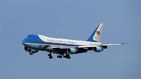 Trump Cost Boeing 660 Million On Air Force One Deal Jewish Business News