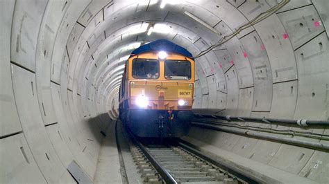 Heres How London Is Making Its Shiny New Tunnels Ready For Trains Wired