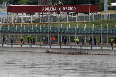 Cierran Puente Fronterizo México Eeuu Por Lluvias Y Vientos Las Vegas
