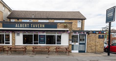 Greene King Pub Partners Hits Milestone Of 10 Hive Pubs The British