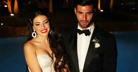 Se dovessi scegliere 3 parole per descrivere il servizio. Le parole (e poi le scuse) di Clarissa Marchese dopo le polemiche sul matrimonio | Radio Deejay