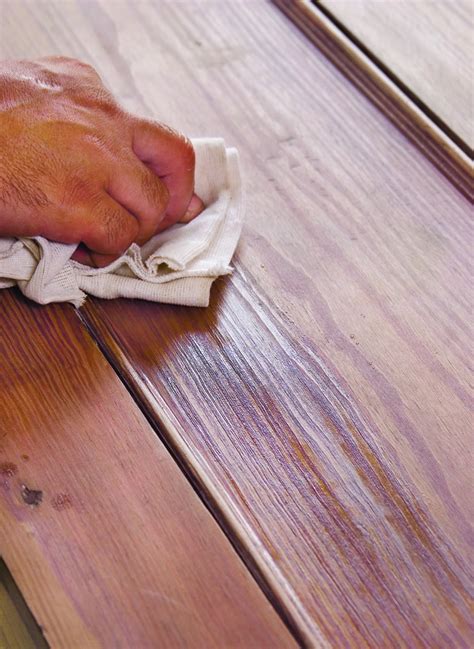 Tips for Staining Wood