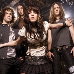 All my troubles on a burning pile all lit up and i start to smile if i catch fire then i change my aim throw my troubles at the pearly gates. Halestorm - I Am the Fire - tekst, tłumaczenie ...