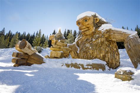 Breckenridge Colorado Removing Divisive Giant Wooden Troll The