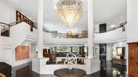 Luxury Gold Coast Mansion Where The Rock Dwayne Johnson Stayed Expected