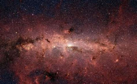 High Resolution Image Of The Core Of The Milky Way Reveals Surprisingly