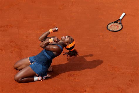 Fully Committed Serena Williams Bests Maria Sharapova And French Opens Slow Red Clay For 16th